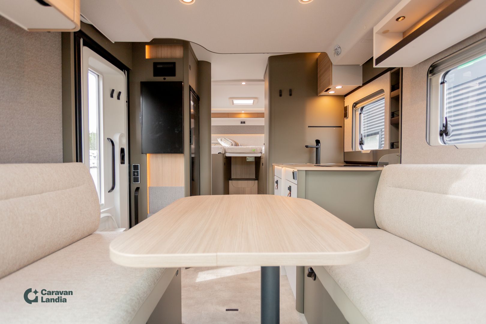 Hymer GT-S 685 417 CDI 170hv ** HETI TOIMITUKSEEN, UUTUUSMALLI, ERILLISVUODE, LASKUVUODE, STONEGREY ULKOVÄRI, TRUMA-DIESEL **, kuva 7