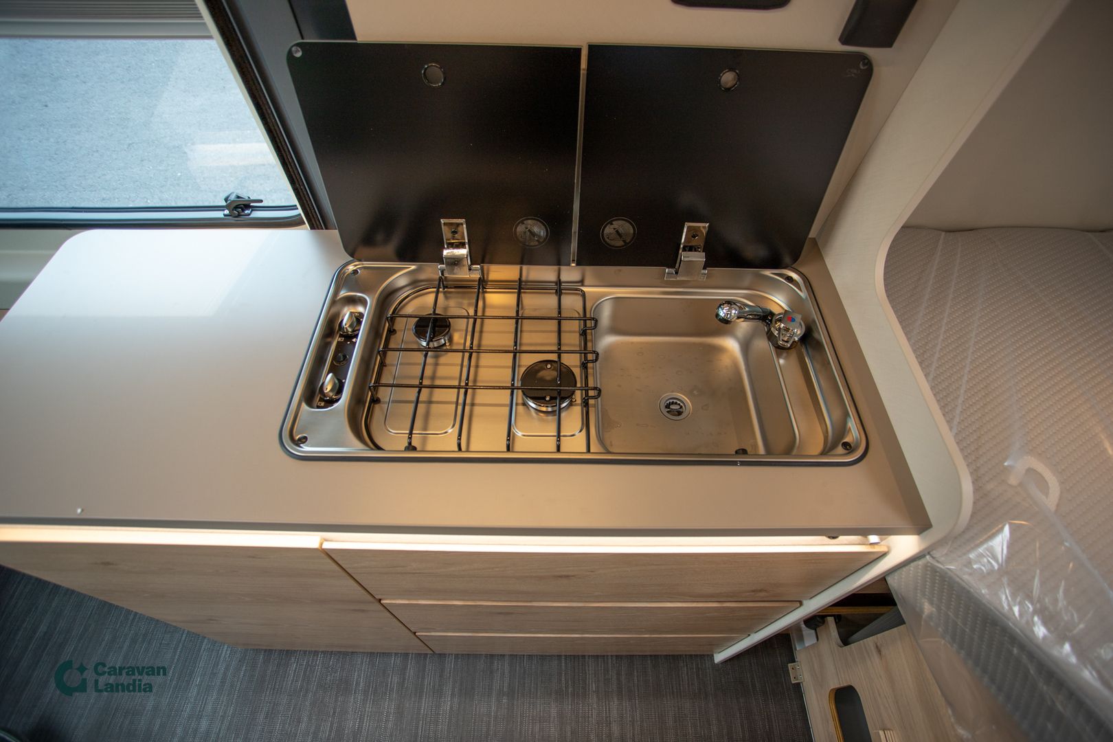 Dethleffs Globetrail 600 DS 2.2 Mjet 140 hv **LASKIMME HINTAA 5000€,HETI TOIMITUKSEEN, AUTOMAATTI, TRUMA-SHÄKÖPATRUUNA**, kuva 10