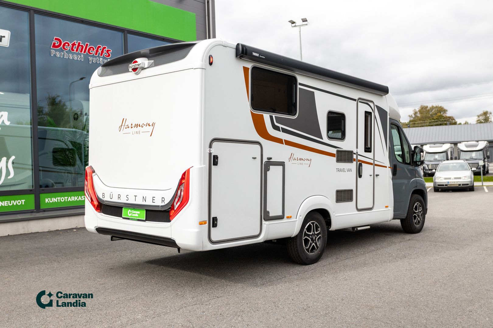 Burstner Travel van T 620 G HarmonyLine 2.2 MJET 140 hv **ALENSIMME HINTAA 10.000€, HETI TOIMITUKSEEN, HUIPPU VARUSTEET, AUTOMAATTI, ERILLISVUOTEET**, kuva 2