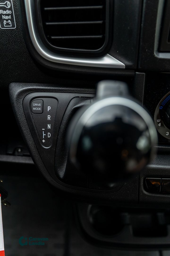 Burstner Travel van T 620 G HarmonyLine 2.2 MJET 140 hv **ALENSIMME HINTAA 10.000€, HETI TOIMITUKSEEN, HUIPPU VARUSTEET, AUTOMAATTI, ERILLISVUOTEET**, kuva 7