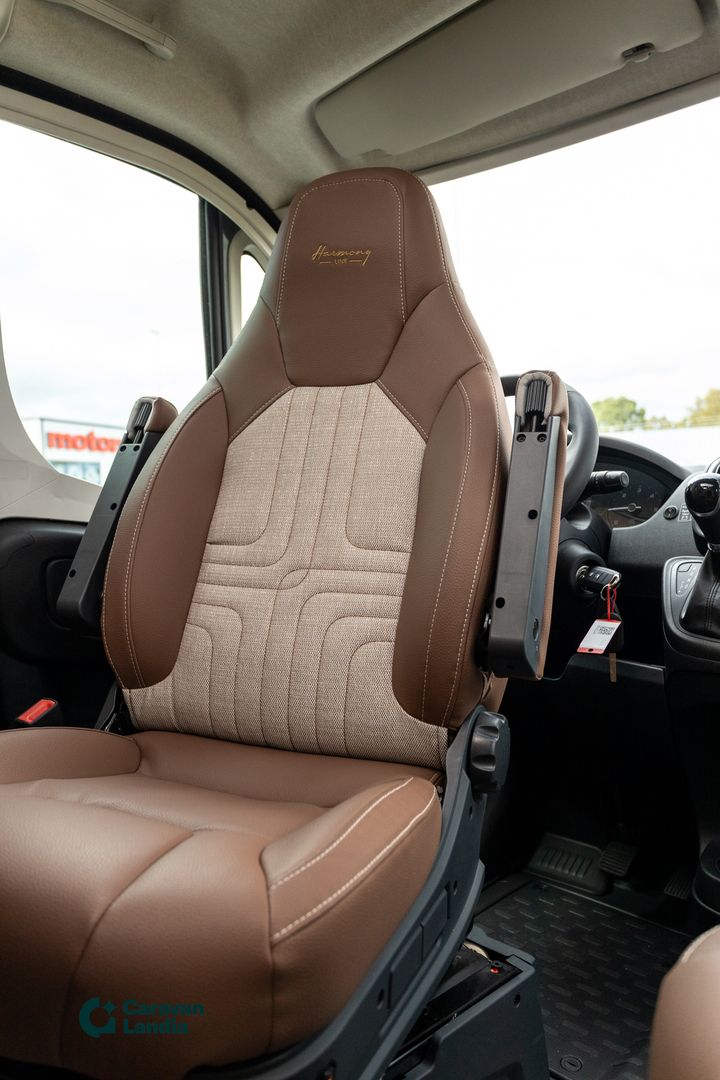 Burstner Travel van T 620 G HarmonyLine 2.2 MJET 140 hv **ALENSIMME HINTAA 10.000€, HETI TOIMITUKSEEN, HUIPPU VARUSTEET, AUTOMAATTI, ERILLISVUOTEET**, kuva 8