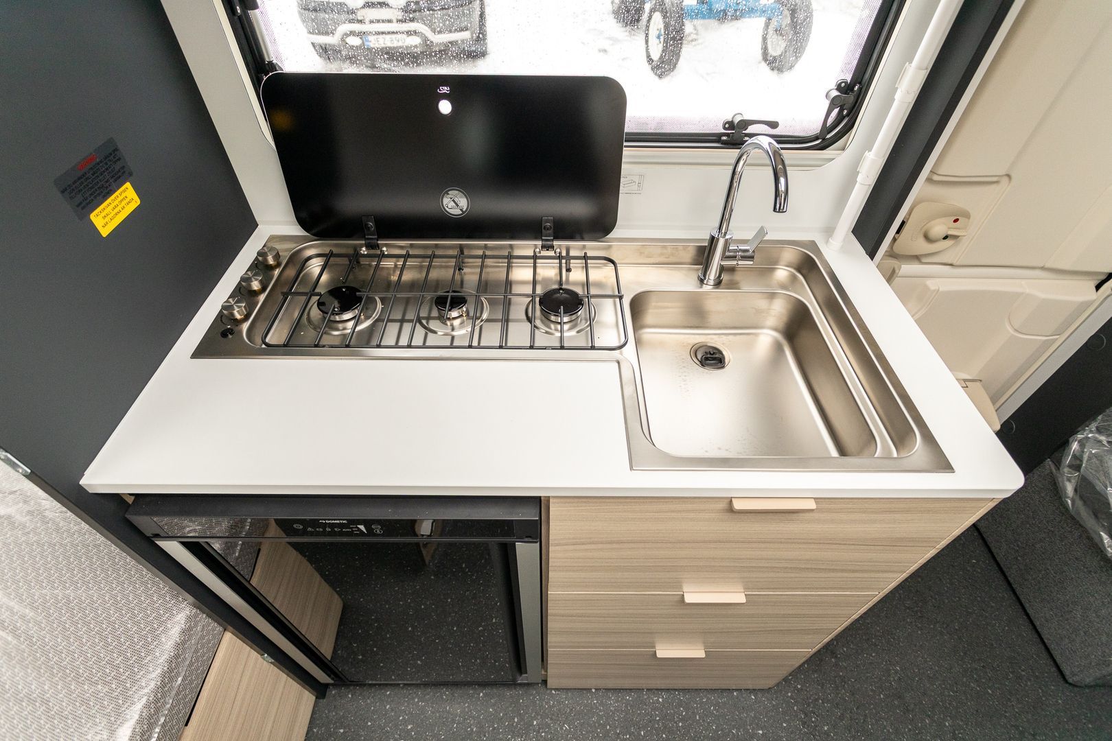 Adria Altea 492 LU ** HETI TOIMITUKSEEN, PLUS-PAKETTI, LATTIALÄMMITYS **, kuva 11