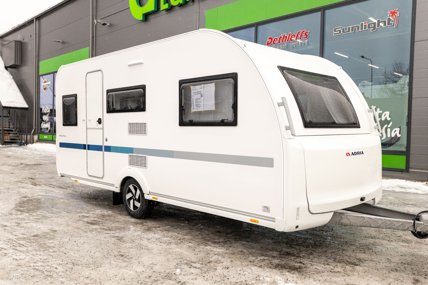 Adria Altea 492 LU ** HETI TOIMITUKSEEN, PLUS-PAKETTI, LATTIALÄMMITYS **, kuva 1