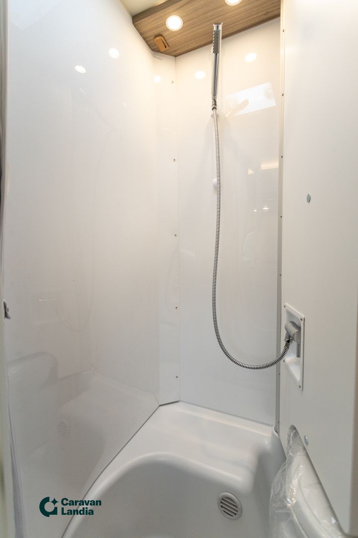 Burstner Travel van T 620 G HarmonyLine 2.2 Mjet 140hv ** ALENSIMME HINTAA 10.000€, HETI TOIMITUKSEEN, HUIPPUVARUSTEET, AUTOMAATTI, ERILLISVUOTEET **, kuva 18