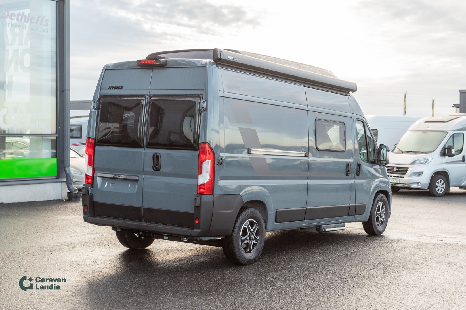 Hymer Redwood Columbia 600 2.2 Mjet 140hv ** HETI TOIMITUKSEEN, NOSTOKATTO, AUTOMAATTI, TRUMA-SÄHKÖPATRUUNA **, kuva 4