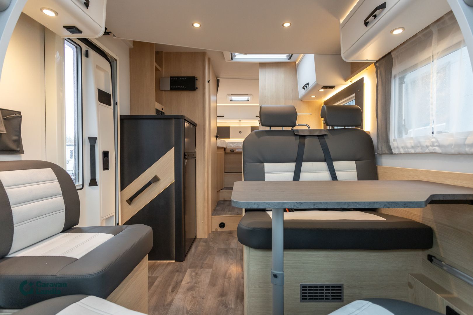 Sunlight T 680 Adventure Edition 2.0 TDCi 165hv ** HETI TOIMITUKSEEN, ERILLISVUOTEET, AUTOMAATTI, NORDIC-PAKETTI **, kuva 7