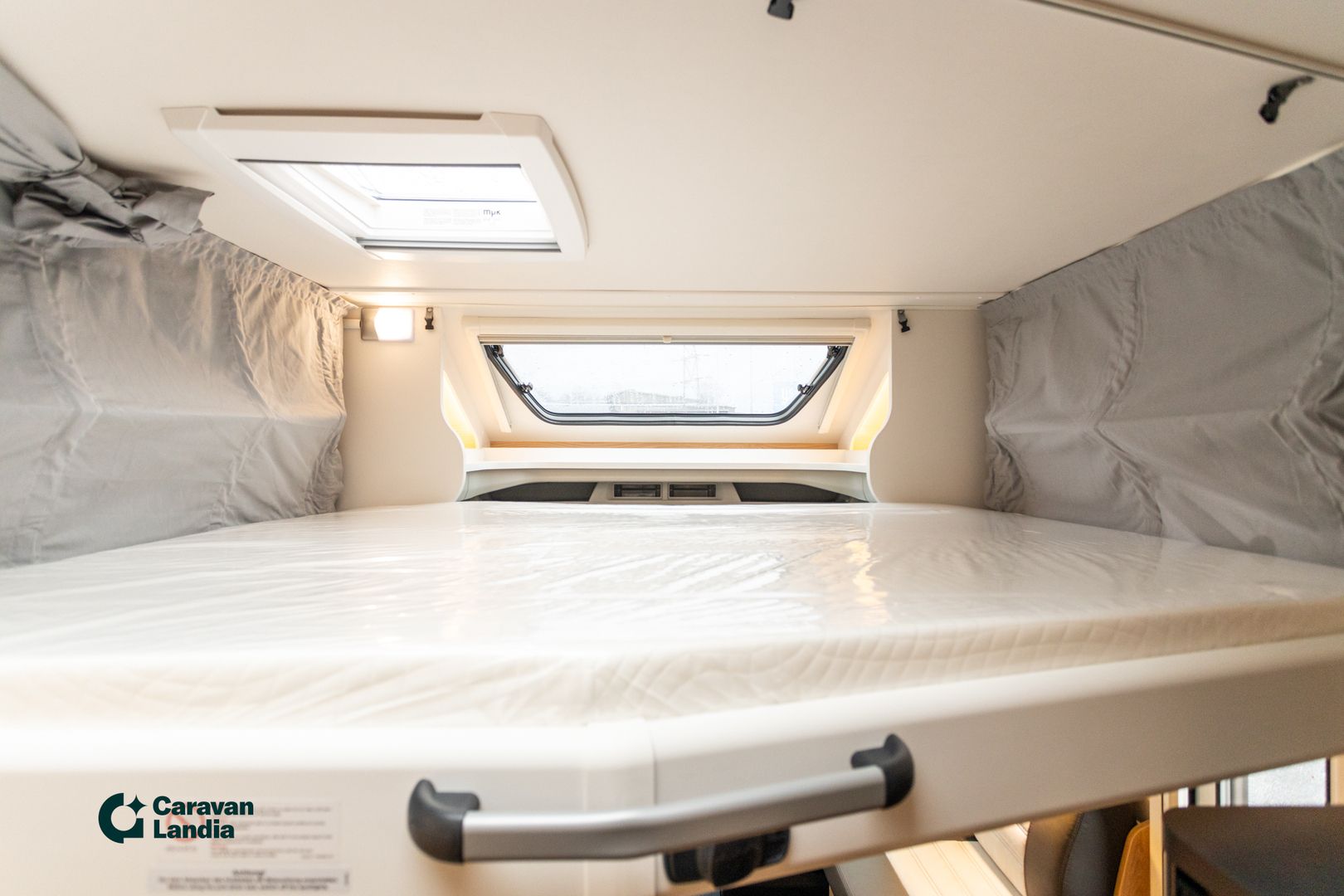 Sunlight T 690 L ADVENTURE EDITION 2.0 TDCi 165hv ** HETI TOIMITUKSEEN, SAAREKEVUODE, AUTOMAATTI, NORDIC-PAKETTI **, kuva 22