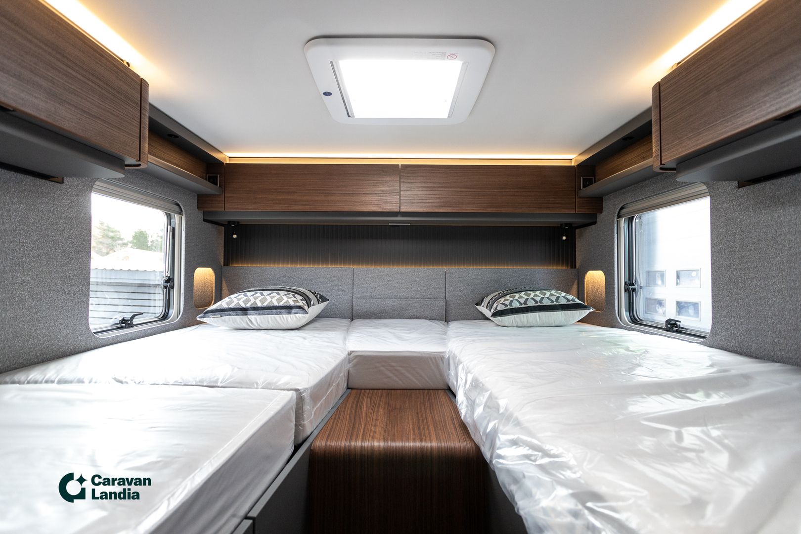 Hymer B-ModernComfort T 680 417 CDI 170 hv ** HETI TOIMITUKSEEN, ALDE-TALVIPAKETTI, ERILLISVUODE, HUBBET-VUODE **, kuva 20