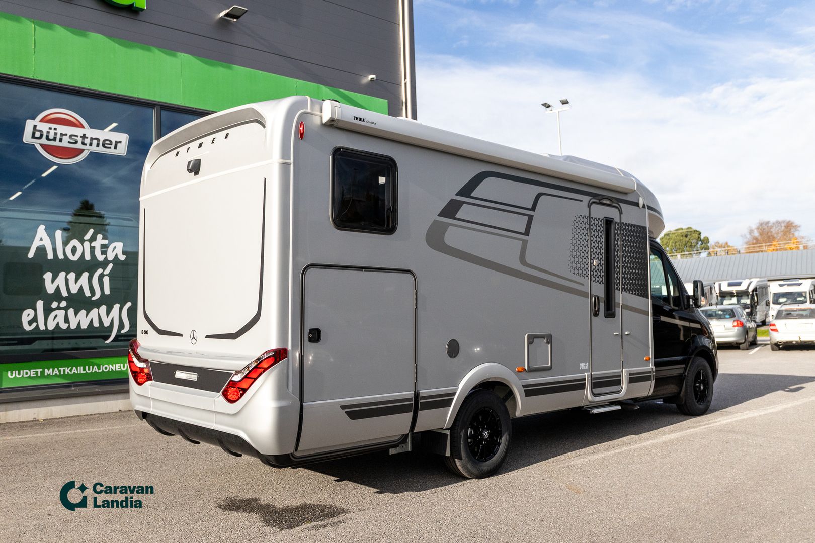 Hymer B-ModernComfort T 680 417 CDI 170 hv ** HETI TOIMITUKSEEN, ALDE-TALVIPAKETTI, ERILLISVUODE, HUBBET-VUODE **, kuva 3