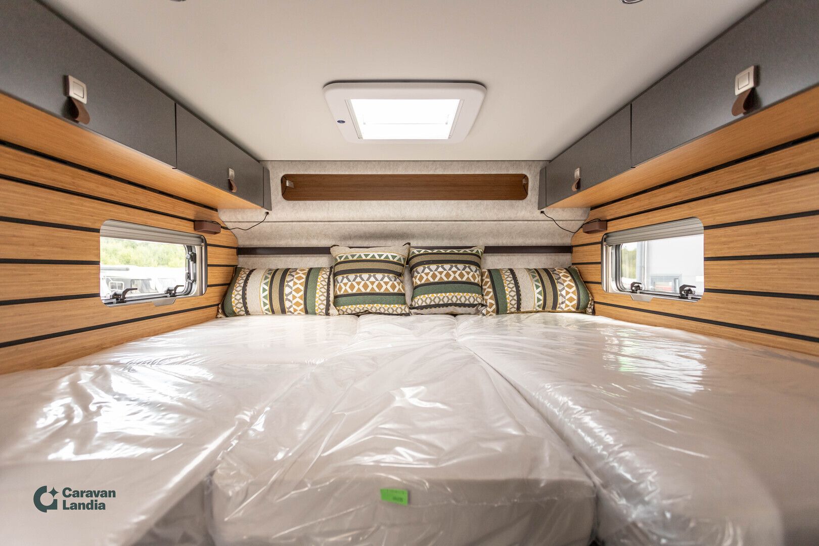 Hymer ML-T 580 419 CDI 190hv ** HETI TOIMTUKSEEN, AUTOMAATTI, ERILLISVUOTEET, NELIVETO **, kuva 26