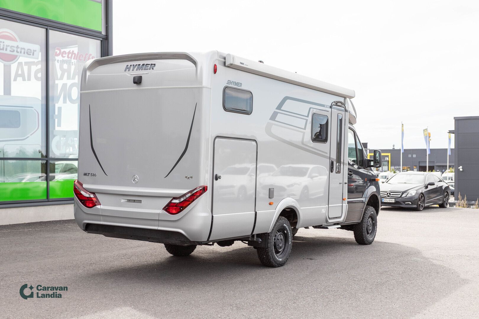 Hymer ML-T 580 419 CDI 190hv ** HETI TOIMTUKSEEN, AUTOMAATTI, ERILLISVUOTEET, NELIVETO **, kuva 3