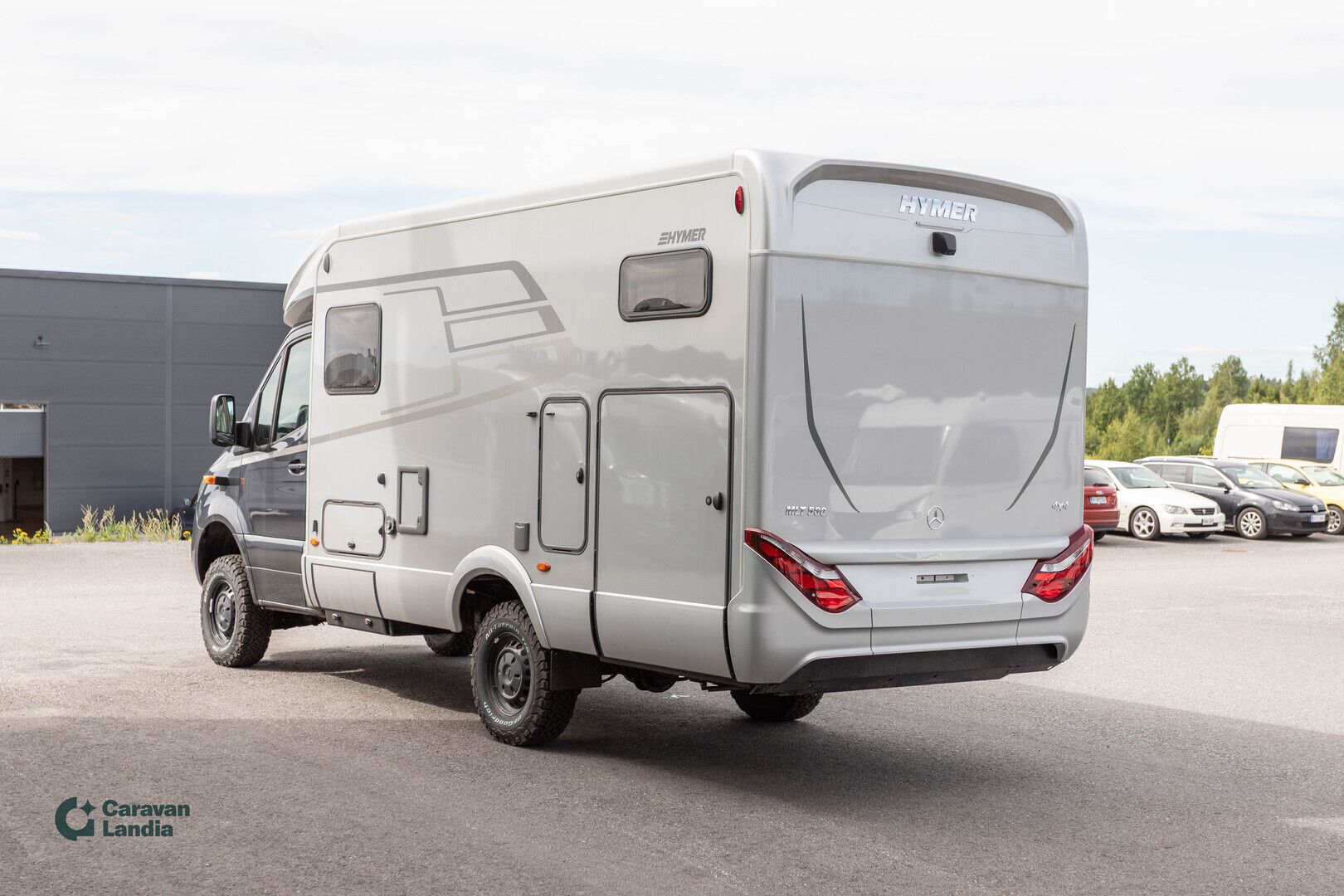 Hymer ML-T 580 419 CDI 190hv ** HETI TOIMTUKSEEN, AUTOMAATTI, ERILLISVUOTEET, NELIVETO **, kuva 4