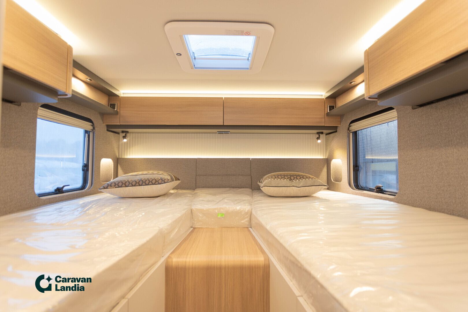 Hymer B-ModernComfort I 600 417 CDI 170hv ** ERILLISVUOTEET, TRUMA-DIESEL, HUBBET **, kuva 21