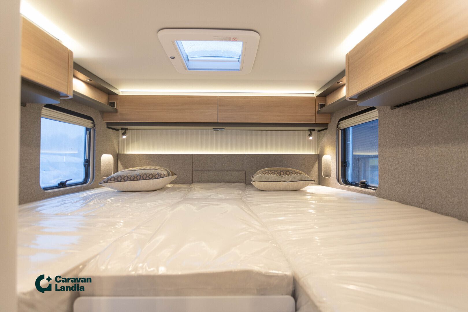 Hymer B-ModernComfort I 600 417 CDI 170hv ** ERILLISVUOTEET, TRUMA-DIESEL, HUBBET **, kuva 22