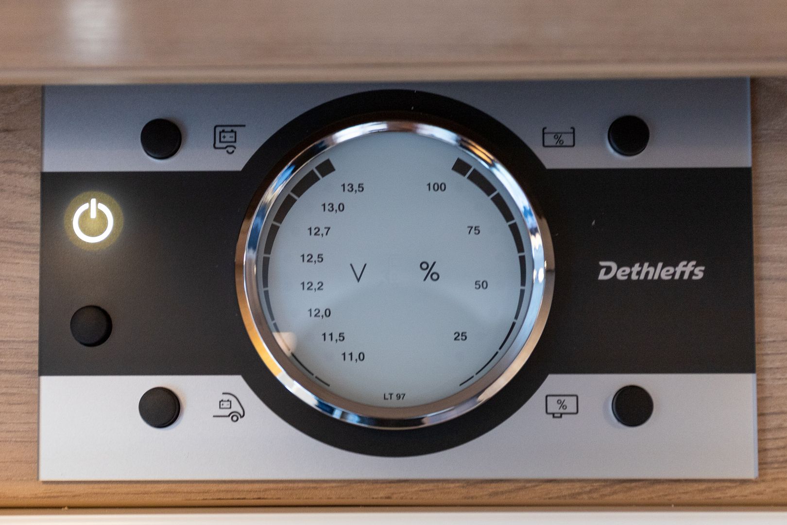 Dethleffs Just Go Active T 7055 EB 2.0 TDCi 165hv ** HETI TOIMITUKSEEN, TRUMA-SÄHKÖPATRUUNA, LASKUVUODE**, kuva 26