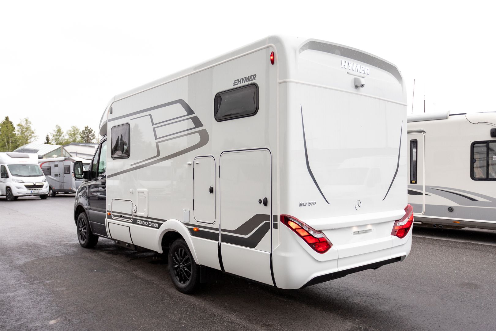 Hymer ML-T 570 Xperience 417 CDI 170 hv ** JUURI SAAPUNUT, HUIPPUVARUSTELU, ERILLISVUOTEET, TRUMA-DIESEL, TALVIPAKETTI **, kuva 3