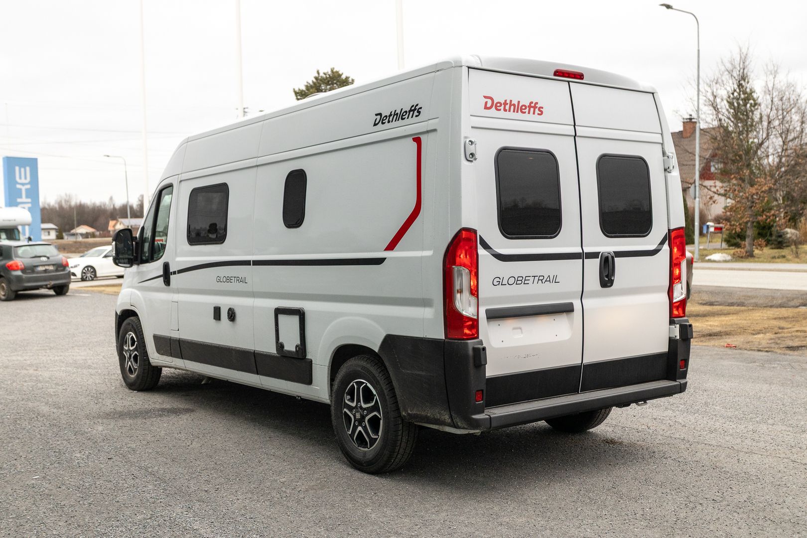 Dethleffs Globetrail Active 600 DS 2.2 Mjet 140 hv ** HETI TOIMITUKSEEN, AUTOMAATTI, TRUMA SÄHKÖPATRUUNA**, kuva 4