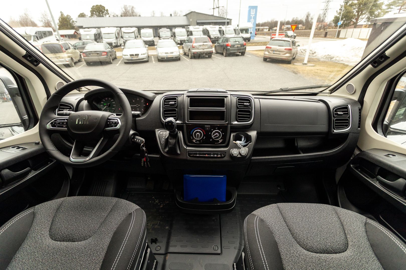 Dethleffs Globetrail Active 600 DS 2.2 Mjet 140 hv ** HETI TOIMITUKSEEN, AUTOMAATTI, TRUMA SÄHKÖPATRUUNA**, kuva 7
