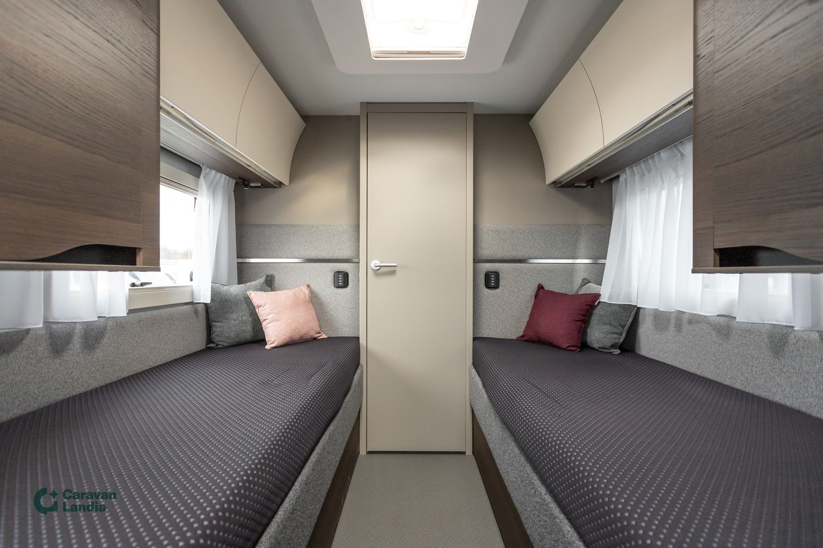 Adria Alpina 613 UT ** HETI TOIMITUKSEEN, PLUSPAKETTI, ERILLISVUOTEET, TAKA-WC **, kuva 16