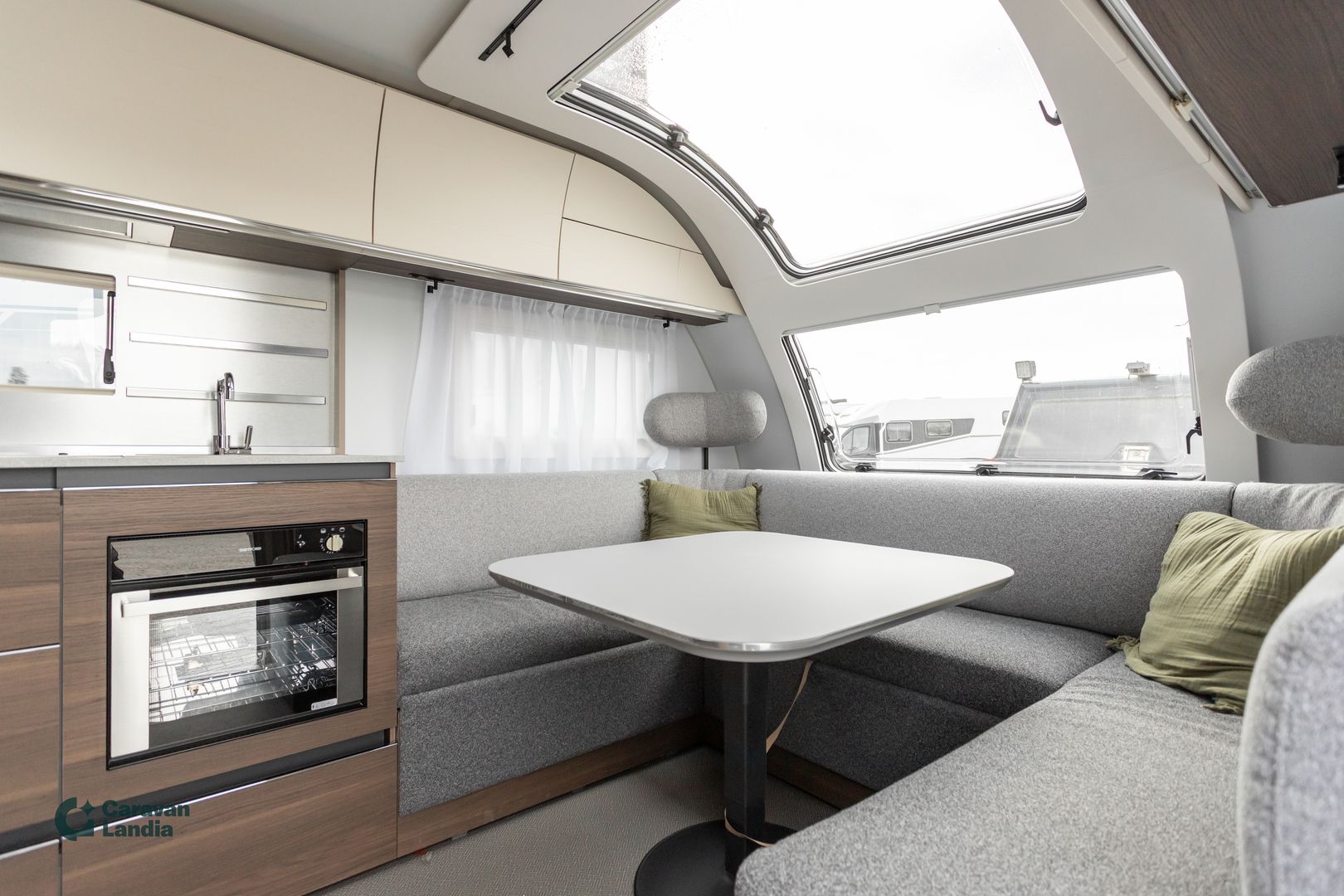 Adria Alpina 613 UT ** HETI TOIMITUKSEEN, PLUSPAKETTI, ERILLISVUOTEET, TAKA-WC **, kuva 9
