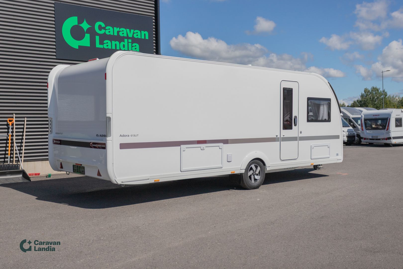 Adria Adora 613 UT ** HETI TOIMITUKSEEN, PLUSPAKETTI, ALDE, LATTIALÄMMITYS **, kuva 3