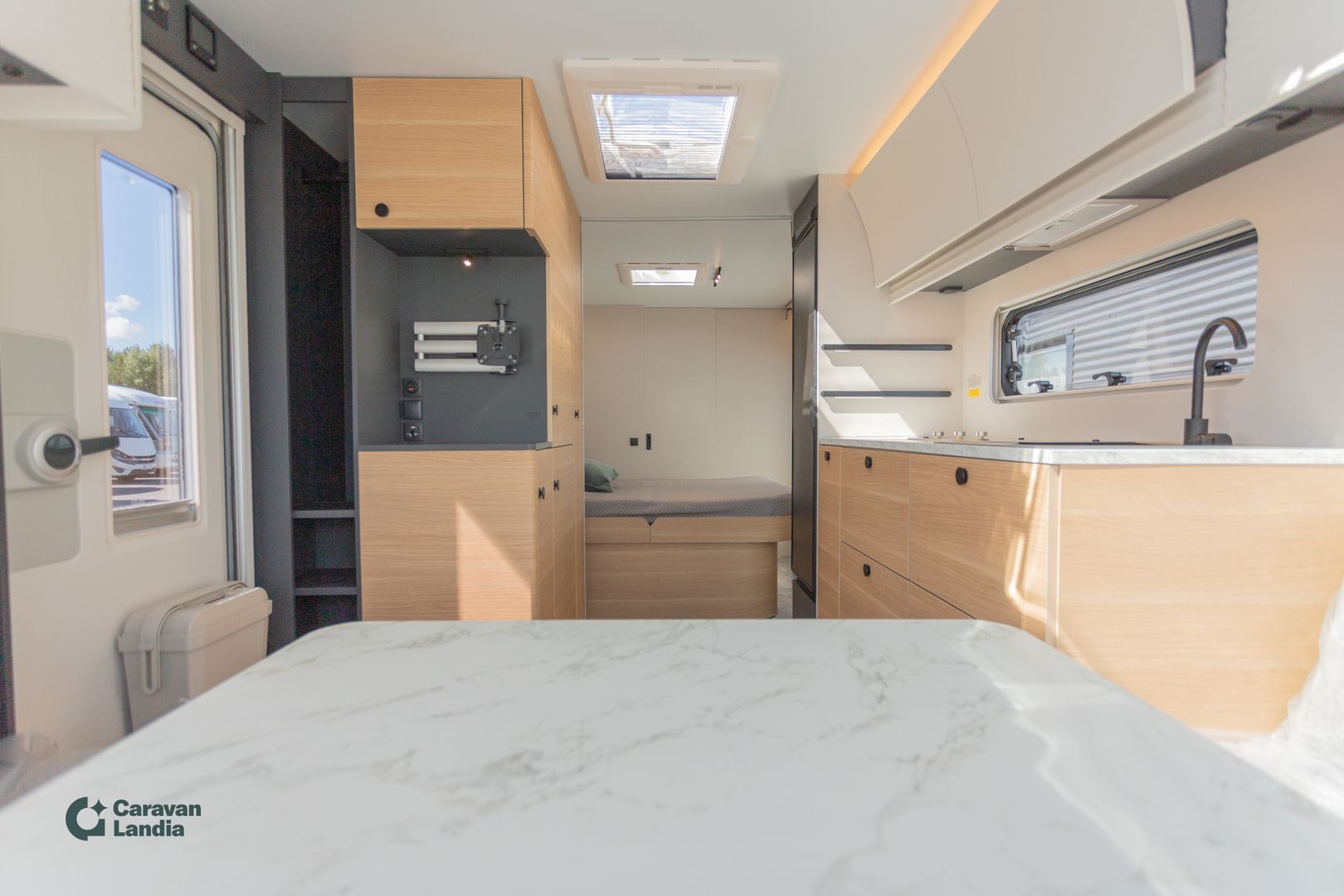 Adria Adora 613 UT ** HETI TOIMITUKSEEN, PLUSPAKETTI, ALDE, LATTIALÄMMITYS **, kuva 7
