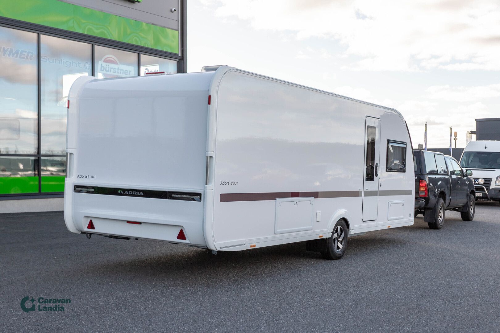 Adria Adora 613 UT ** HETI TOIMITUKSEEN, PLUSPAKETTI, ALDE, LATTIALÄMMITYS **, kuva 3