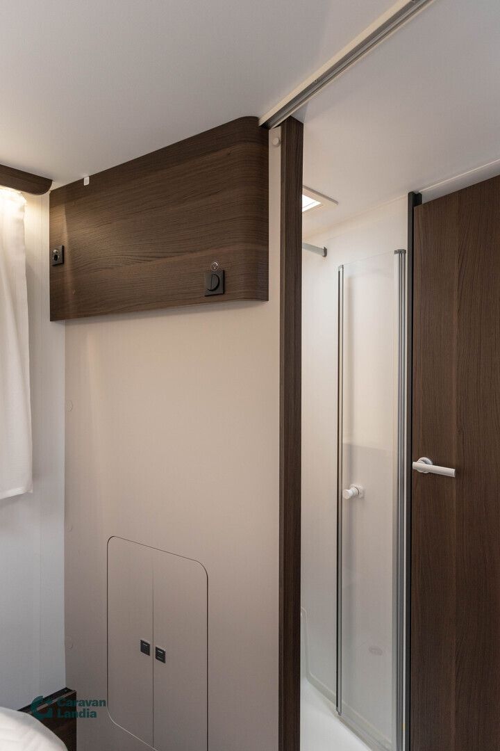 Adria Matrix Supreme 670 SC C-edition 2.2 Mjet 140hv ** HETI TOIMITUKSEEN, C-EDITION ERIKOISMALLI, AUTOMAATTI, ALDE **, kuva 23