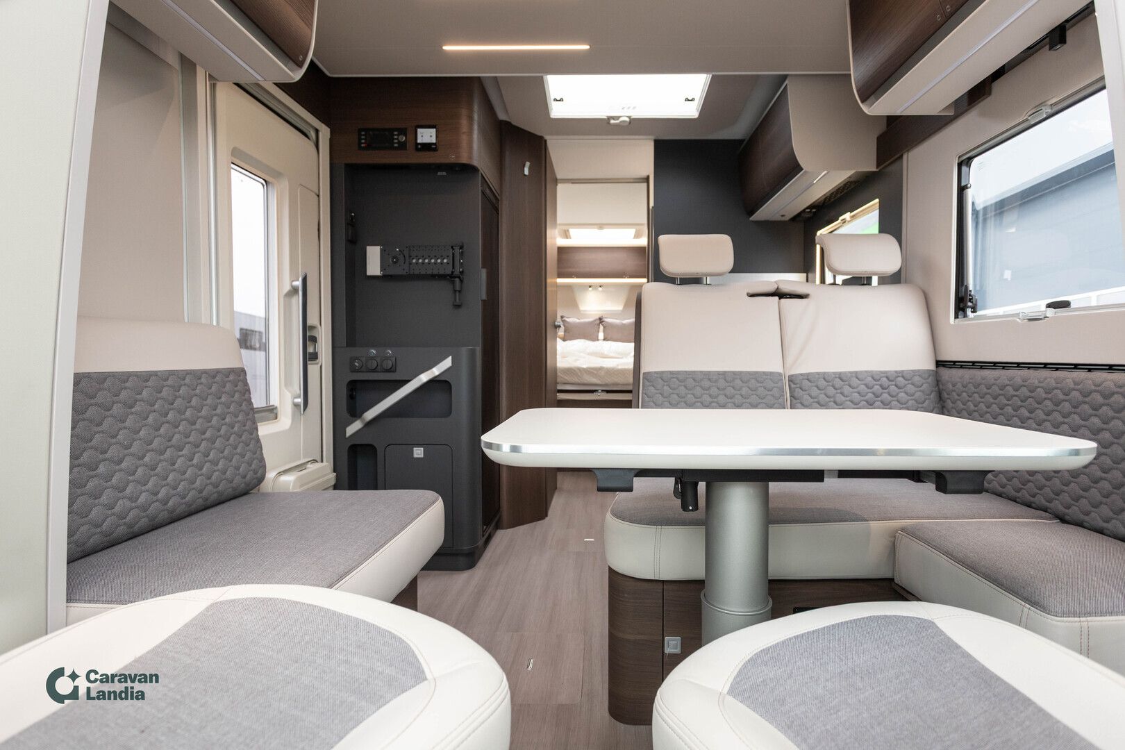 Adria Matrix Supreme 670 SC C-edition 2.2 Mjet 140hv ** HETI TOIMITUKSEEN, C-EDITION ERIKOISMALLI, AUTOMAATTI, ALDE **, kuva 7