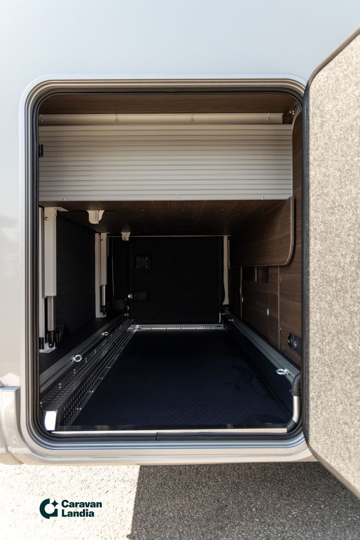 Adria Matrix Supreme 670 SC C-edition 2.2 Mjet 140 hv ** TULOSSA PIAN, C-EDITION ERIKOISMALLI, AUTOMAATTI, ALDE **, kuva 36