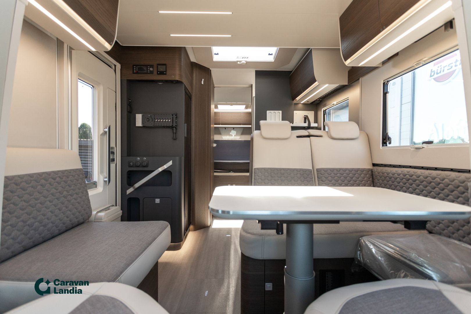 Adria Matrix Supreme 670 SC C-edition 2.2 Mjet 140 hv ** TULOSSA PIAN, C-EDITION ERIKOISMALLI, AUTOMAATTI, ALDE **, kuva 8