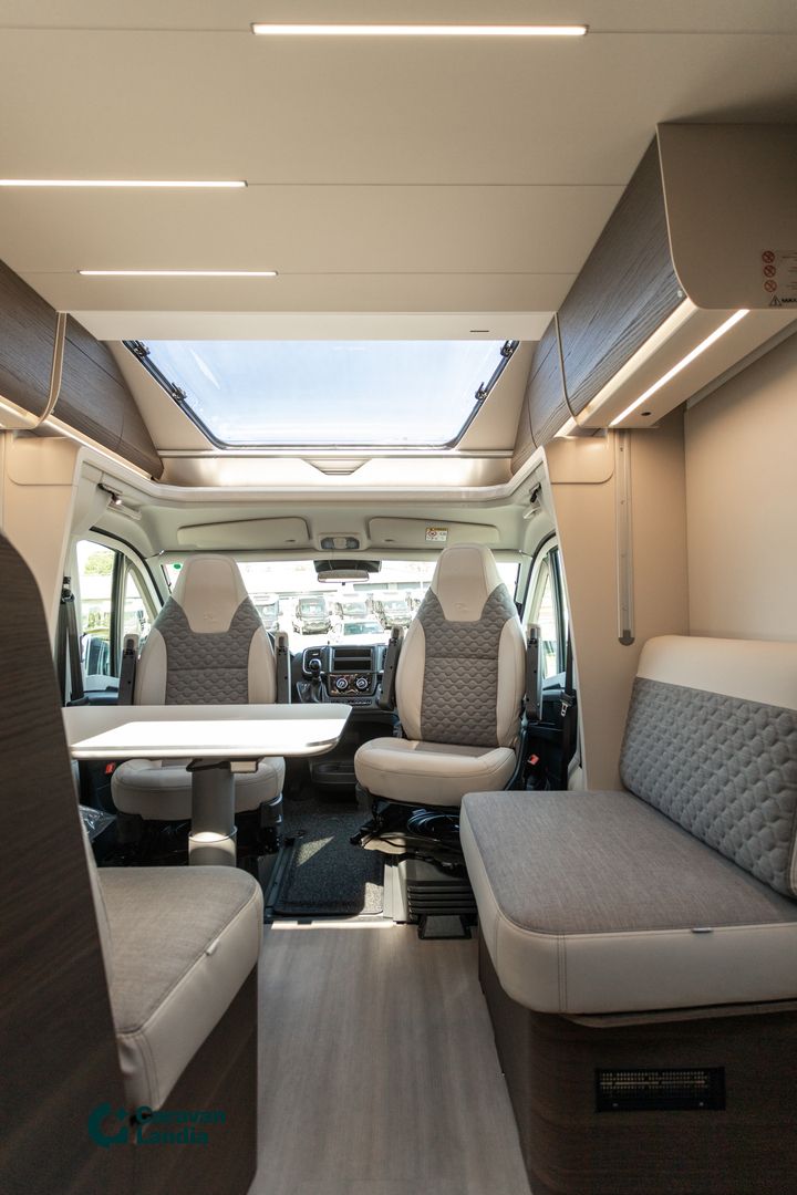 Adria Matrix Supreme 670 SC C-edition 2.2 Mjet 140 hv ** HETI TOIMITUKSEEN, C-EDITION ERIKOISMALLI, AUTOMAATTI, ALDE **, kuva 33