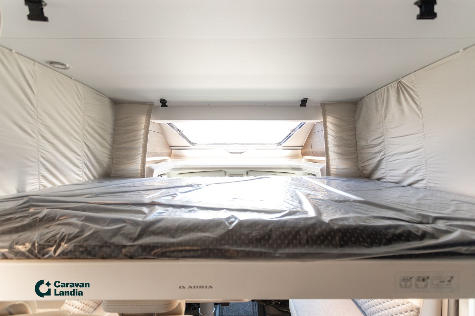 Adria Matrix Supreme 670 SC C-edition 2.2 Mjet 140 hv ** HETI TOIMITUKSEEN, C-EDITION ERIKOISMALLI, AUTOMAATTI, ALDE **, kuva 34