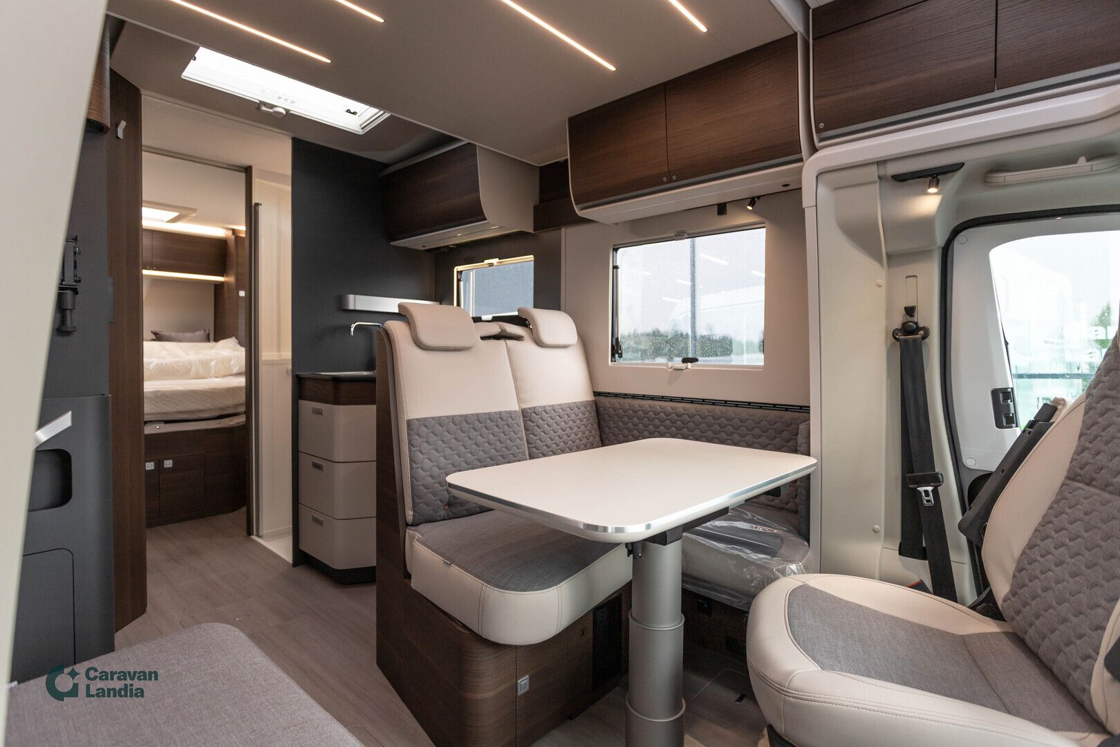 Adria Matrix Supreme 670 SC C-edition 2.2 Mjet 140hv ** HETI TOIMITUKSEEN, C-EDITION ERIKOISMALLI, AUTOMAATTI, ALDE **, kuva 10
