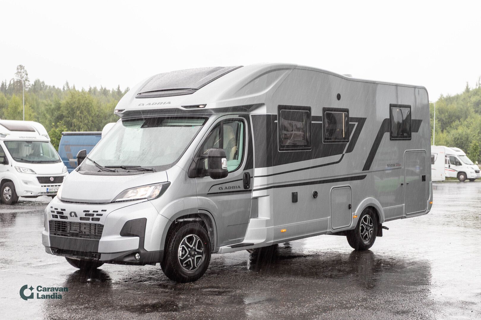 Adria Matrix Supreme 670 SC C-edition 2.2 Mjet 140hv ** HETI TOIMITUKSEEN, C-EDITION ERIKOISMALLI, AUTOMAATTI, ALDE **, kuva 5