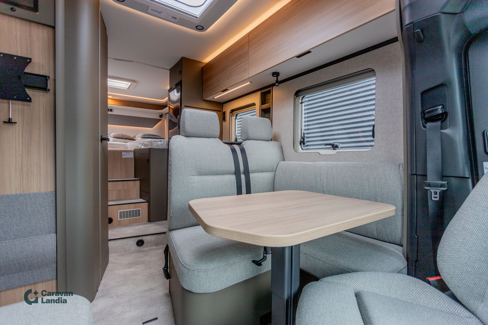 Hymer GT-S 600 417 CDI 170hv ** HETI TOIMITUKSEEN, UUTUUS MALLI, ERILLISVUODE, STONE GREY ULKOVÄRI, TRUMA-DIESEL ***, kuva 12