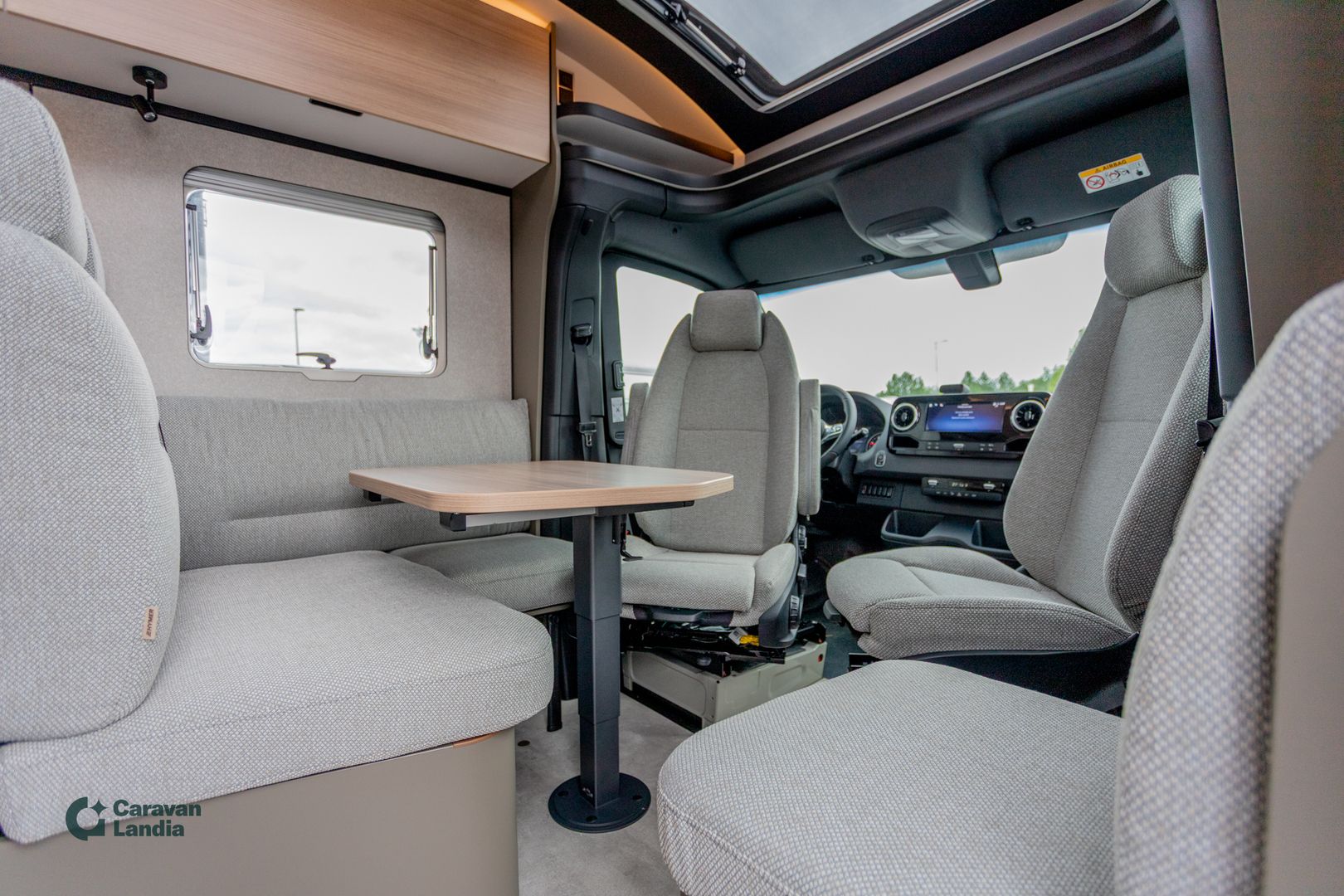 Hymer GT-S 600 417 CDI 170hv ** HETI TOIMITUKSEEN, UUTUUS MALLI, ERILLISVUODE, STONE GREY ULKOVÄRI, TRUMA-DIESEL ***, kuva 13