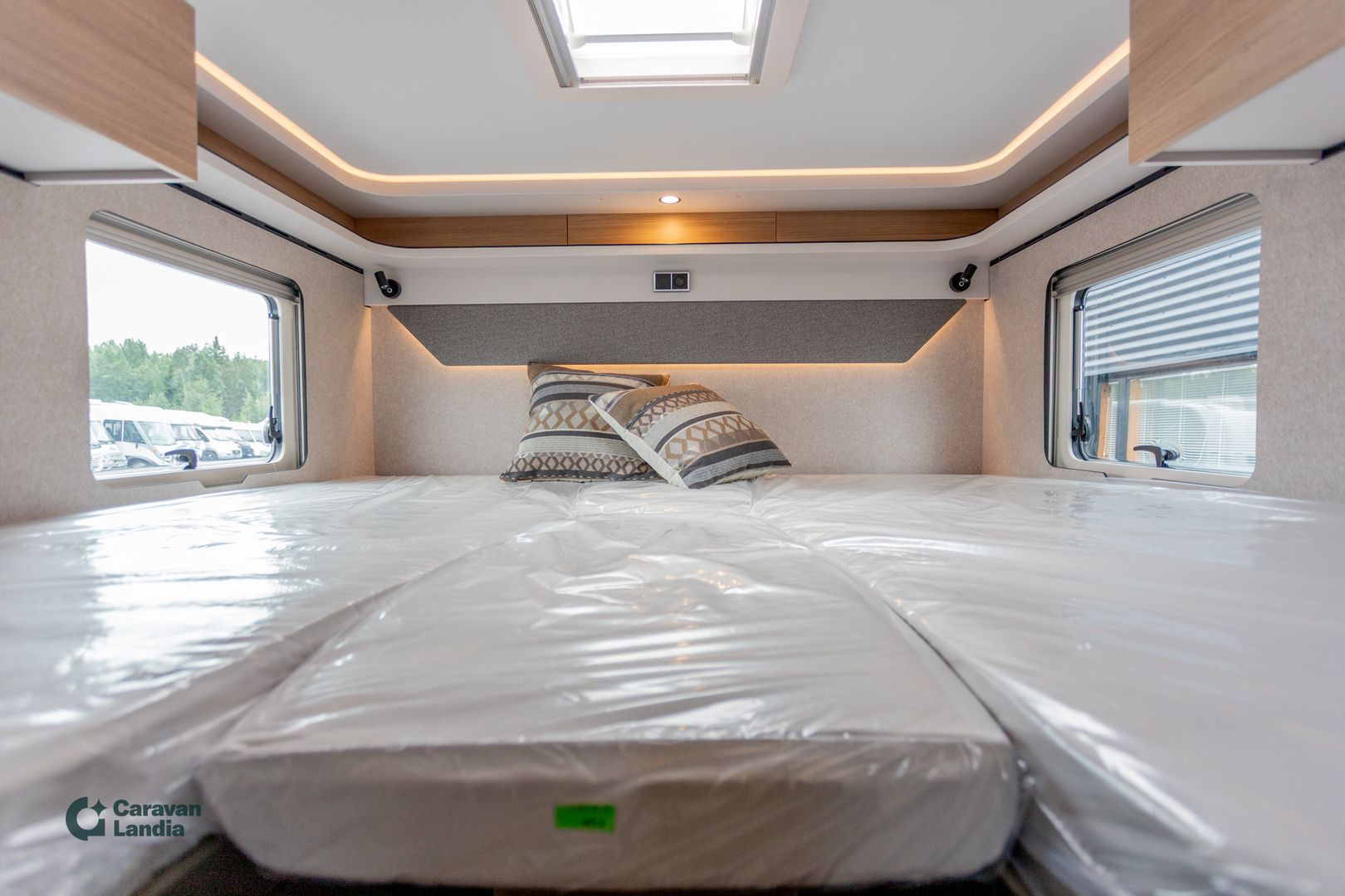 Hymer GT-S 600 417 CDI 170hv ** HETI TOIMITUKSEEN, UUTUUS MALLI, ERILLISVUODE, STONE GREY ULKOVÄRI, TRUMA-DIESEL ***, kuva 21