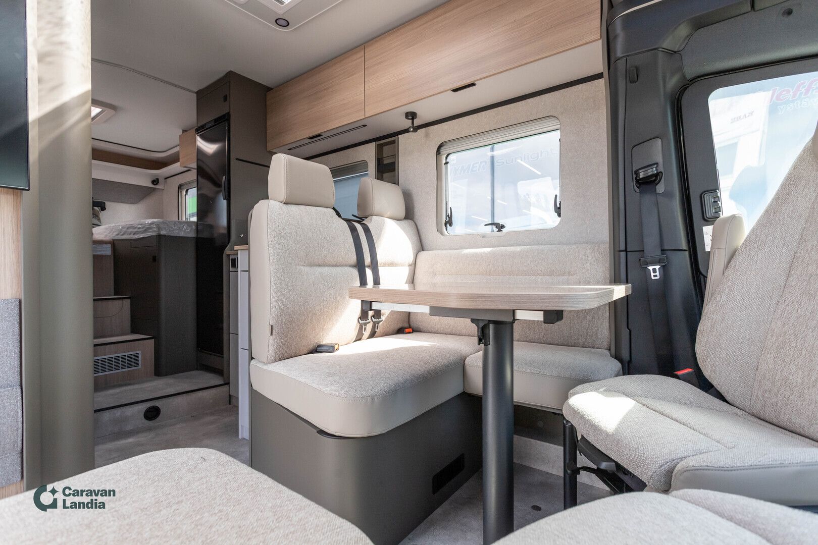Hymer GT-S 600 417 CDI 170hv ** HETI TOIMITUKSEEN, UUTUUSMALLI, ERILLISVUODE, STONE GREY ULKOVÄRI, TRUMA-DIESEL **, kuva 10