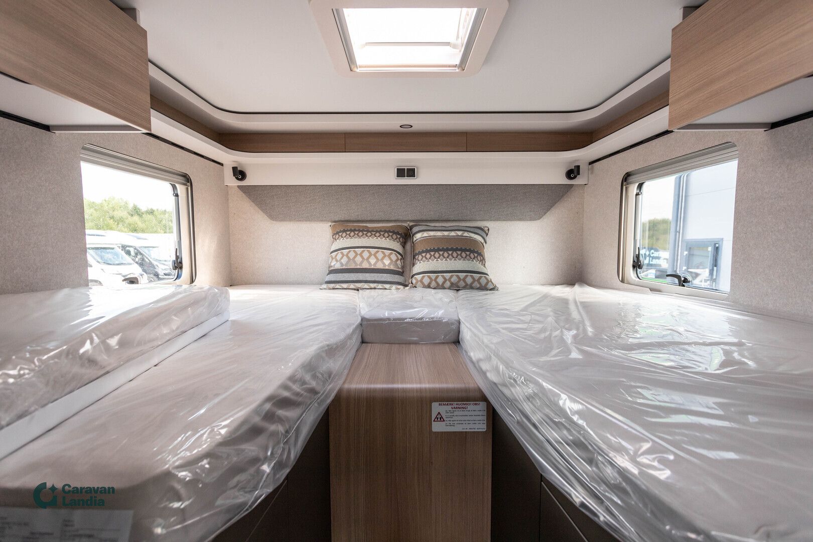 Hymer GT-S 600 417 CDI 170hv ** HETI TOIMITUKSEEN, UUTUUSMALLI, ERILLISVUODE, STONE GREY ULKOVÄRI, TRUMA-DIESEL **, kuva 21