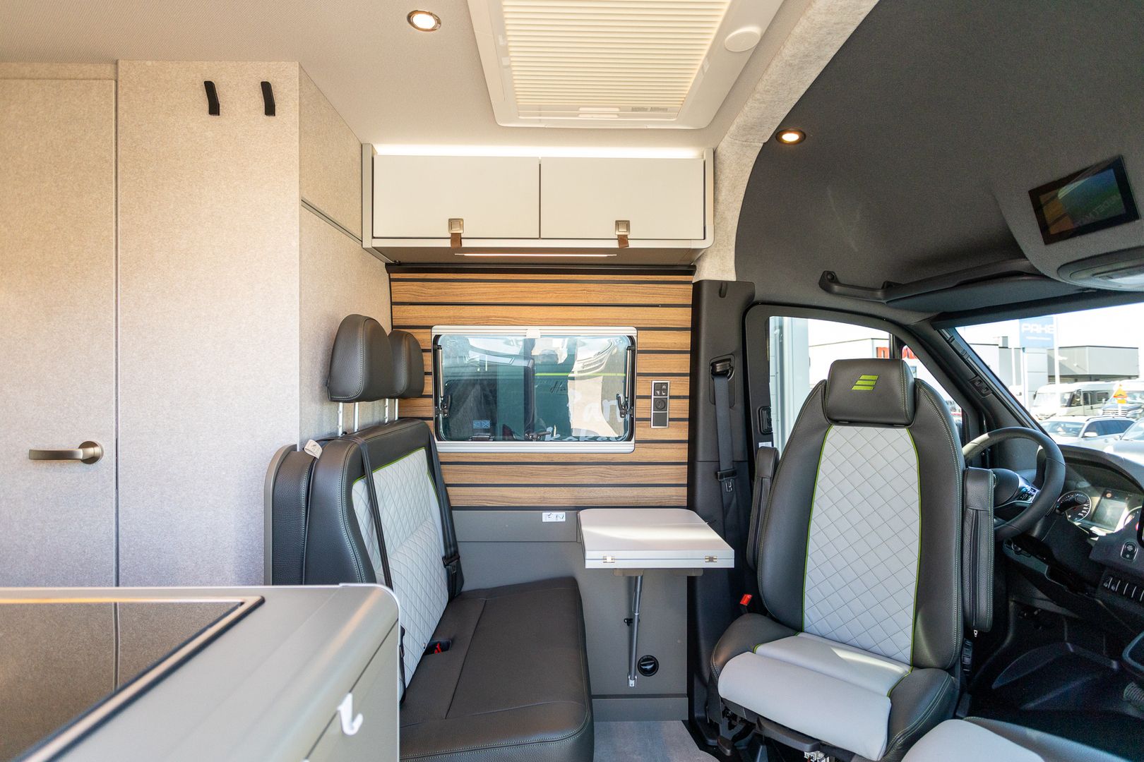 Hymer Grand Canyon S 600 CROSS OVER 419 CDI 190HV ** HETI TOIMITUKSEEN, HUIPPUVARUSTELTU, NELIVETO **, kuva 14