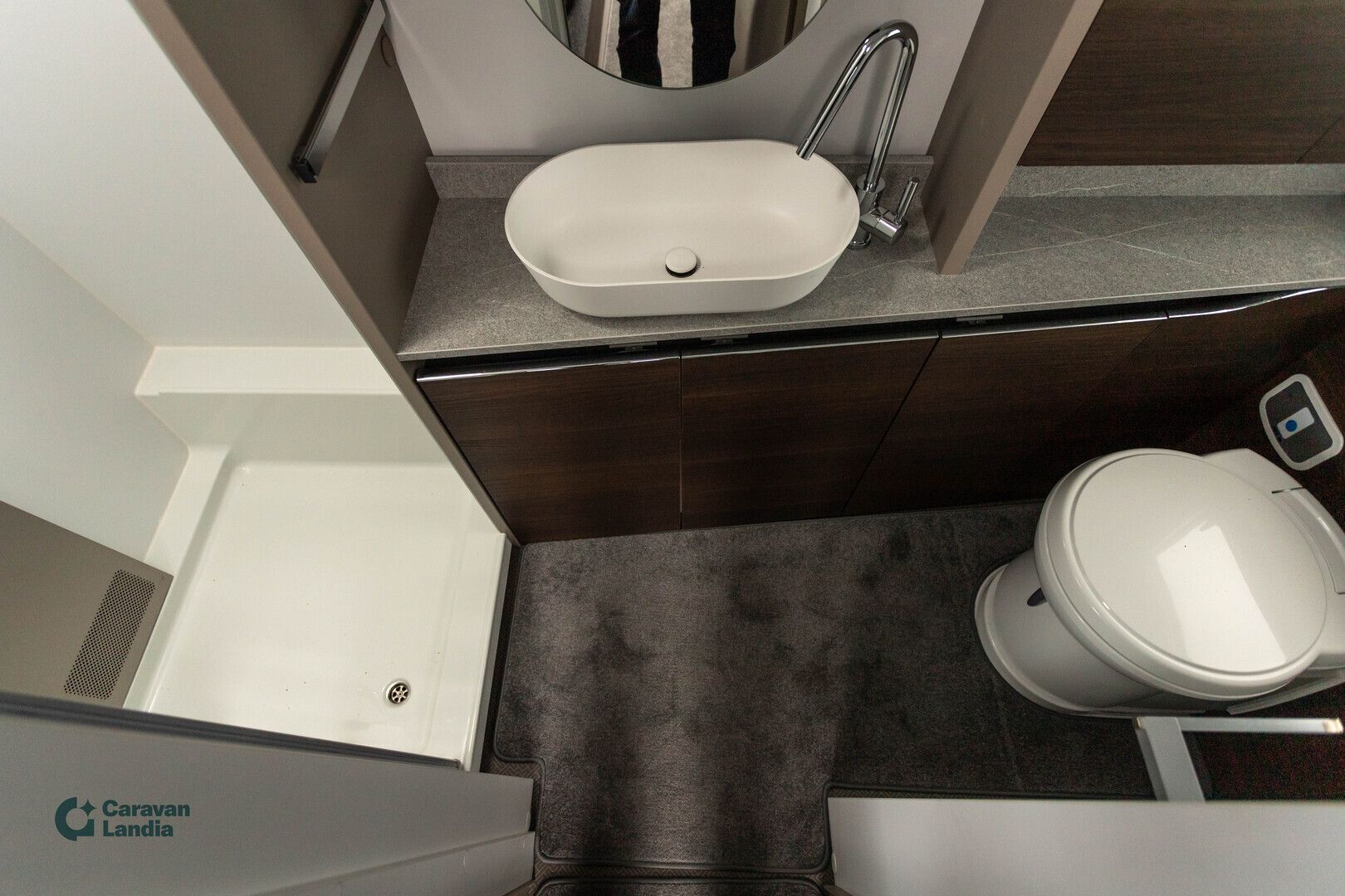 Adria Alpina 613 UT ** HETI TOIMITUKSEEN, PLUSPAKETTI, ERILLISVUOTEET, TAKA-WC **, kuva 18