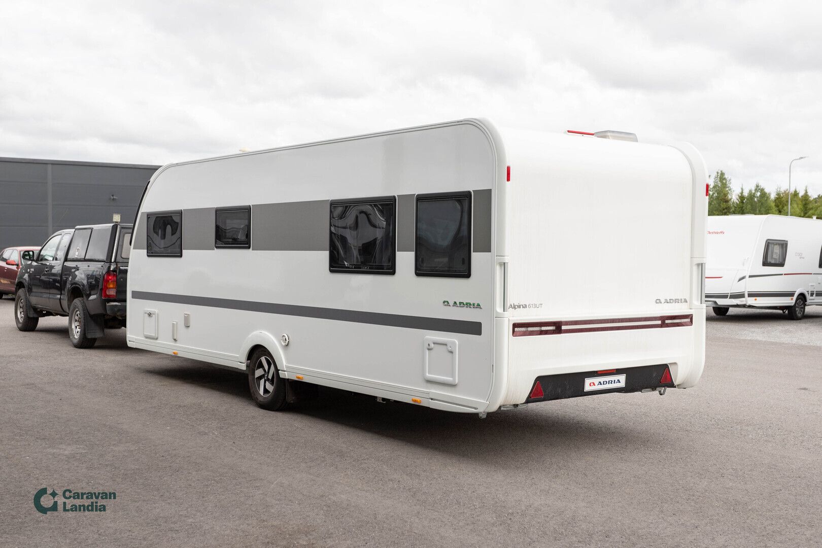 Adria Alpina 613 UT ** HETI TOIMITUKSEEN, PLUSPAKETTI, ERILLISVUOTEET, TAKA-WC **, kuva 3