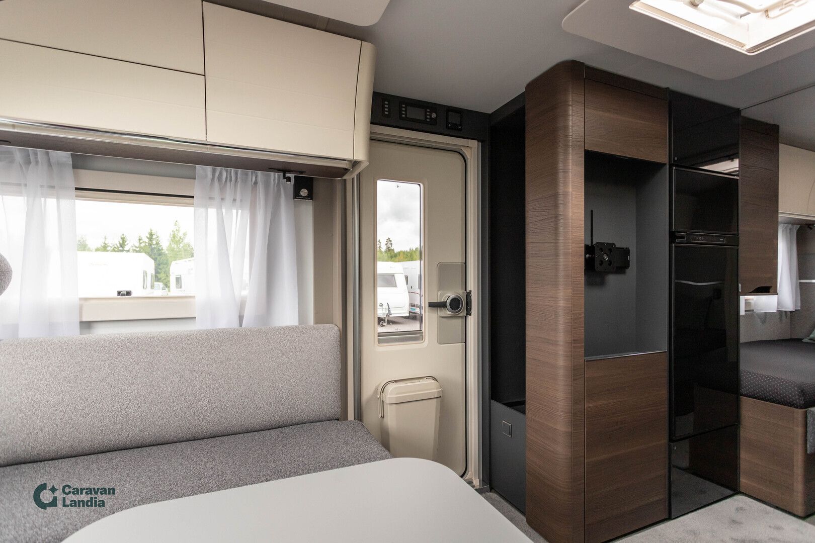 Adria Alpina 613 UT ** HETI TOIMITUKSEEN, PLUSPAKETTI, ERILLISVUOTEET, TAKA-WC **, kuva 6