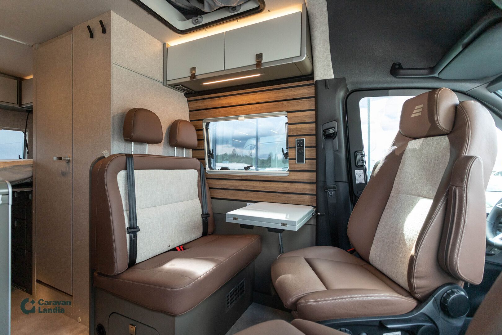 Hymer Grand Canyon S 600 Xperience 417 CDI 170hv ** HETI TOIMITUKSEEN, XPERIENCE VARUSTELU, TRUMA DIESEL, NOSTOKATTO **, kuva 11