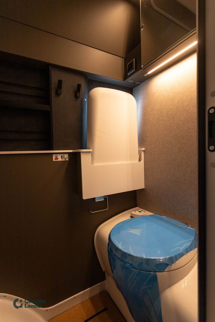 Hymer Grand Canyon S 600 Xperience 417 CDI 170hv ** HETI TOIMITUKSEEN, XPERIENCE VARUSTELU, TRUMA DIESEL, NOSTOKATTO **, kuva 18