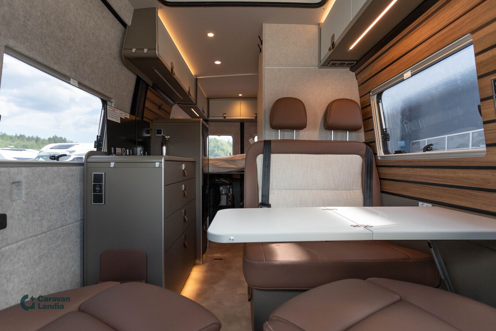 Hymer Grand Canyon S 600 Xperience 417 CDI 170hv ** HETI TOIMITUKSEEN, XPERIENCE VARUSTELU, TRUMA DIESEL, NOSTOKATTO **, kuva 9