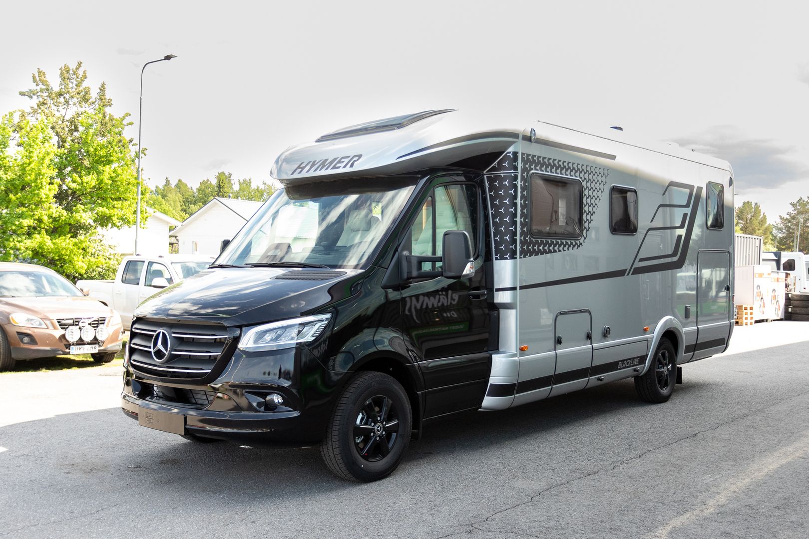 Hymer B-Masterline T 780 Blackline 417 CDI 170hv ** HUIPPU VARUSTELTU, TALVIPAKETTI, ERILLISVUOTEET, ALDE **, kuva 5