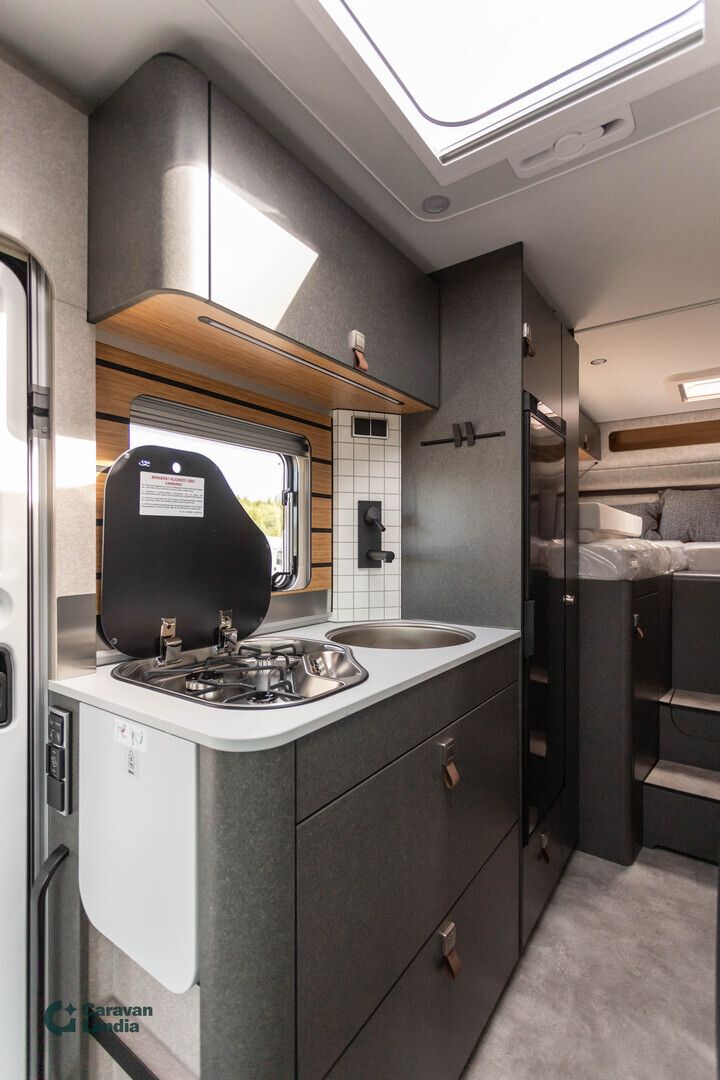 Hymer ML-T 580 CrossTrail 419 CDI 190hv ** HETI TOIMITUKSEEN, TALVIPAKETTI, NELIVETO, ERILLISVUOTEET, TRUMA DIESEL **, kuva 12