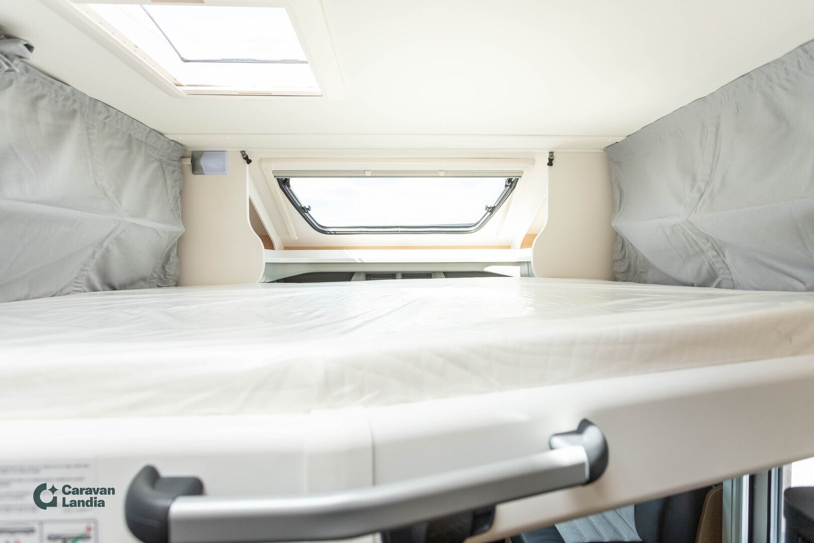Sunlight T 690 L 2.0 TDCi 165hv ** HINTAA LASKETTU 6000€,HETI TOIMITUKSEEN, SAAREKEVUODE, NORDIC-PAKETTI, AUTOMAATTI **, kuva 21